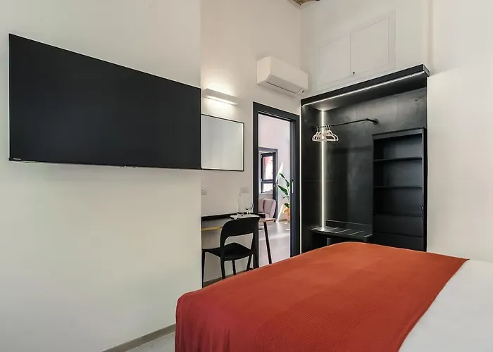 Appartement Retreat With Terrace, 25-minute Walk From The Trevi Fountain Rome