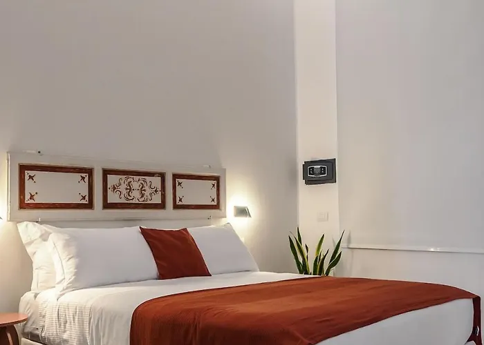 Retreat With Terrace, 25-minute Walk From The Trevi Fountain * Rome